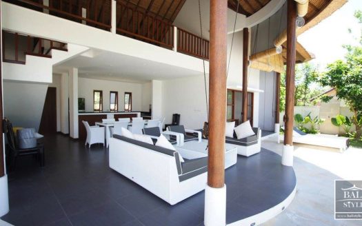 Вилла Kalibri Bali c 2 спальнями. Унгасан.