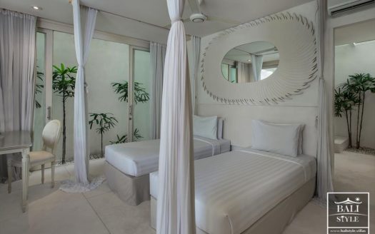 Вилла White dream 1 – 5 спален. Семиньяк.
