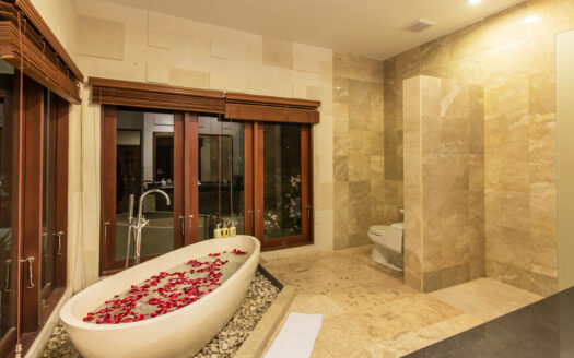 Вилла Club Corner Residence с 3 спальнями. Чанггу