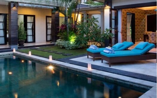 Комплекс Cometa Villas с 3 и 4 спальнями. Семиньяк