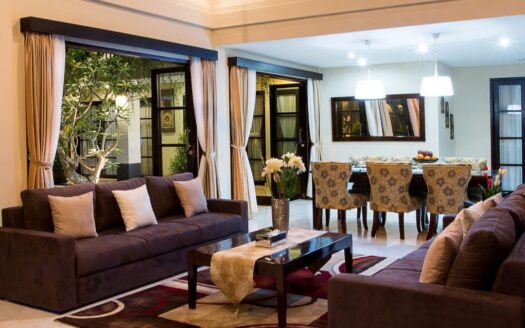 Комплекс Cometa Villas с 3 и 4 спальнями. Семиньяк